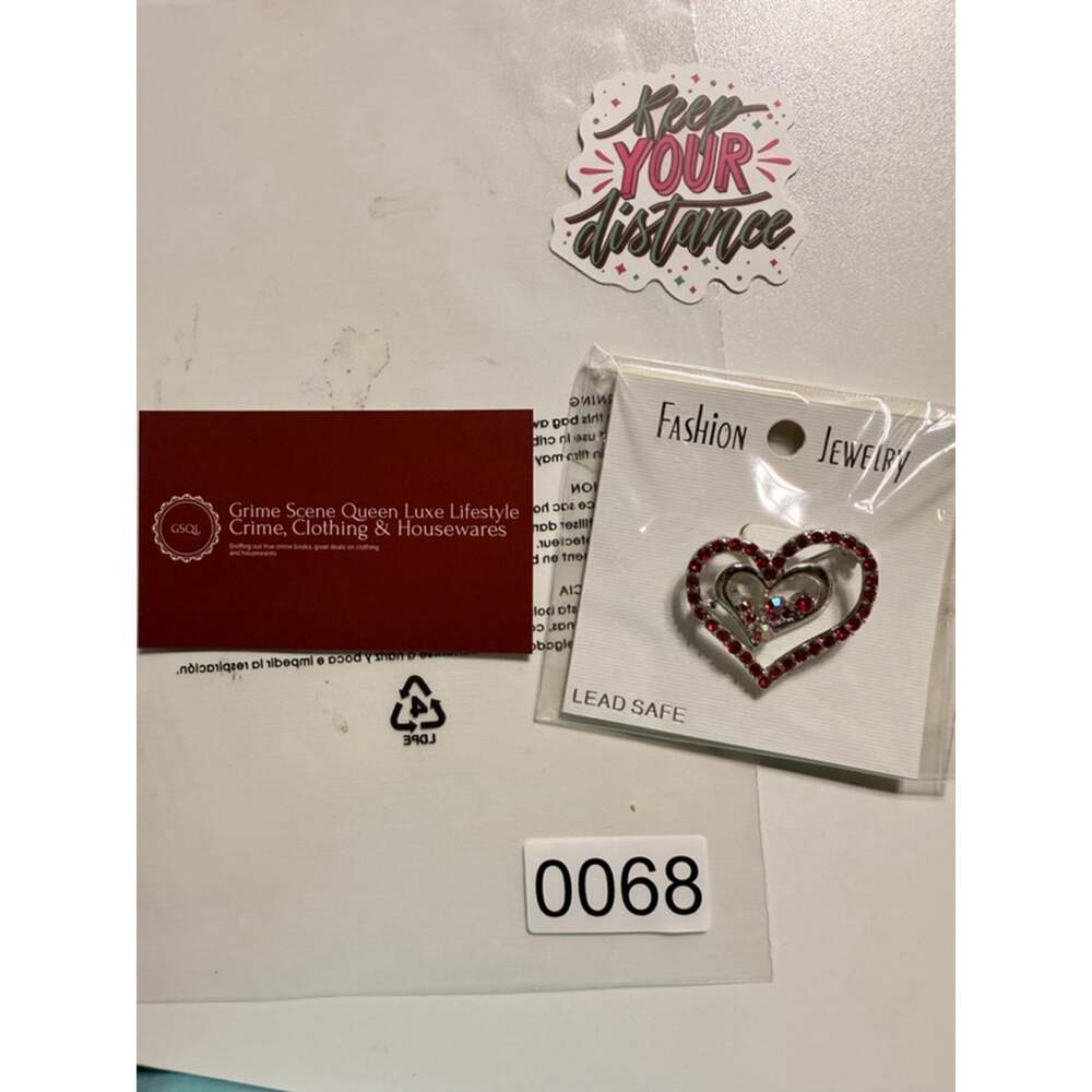 Womens Brooch Red Silver Heart from vendor for Free People and Anthropo
